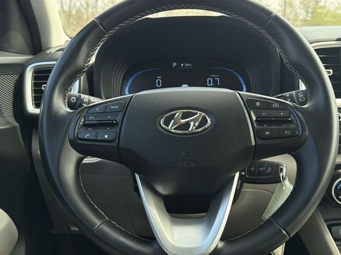 Certified 2023 Hyundai Venue SEL w/ Cargo Package FWD image 15