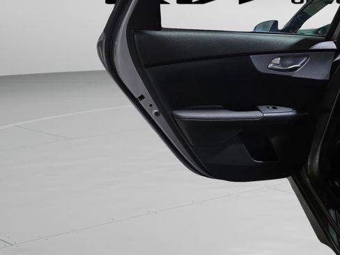 Used 2024 Kia Forte LXS image 34