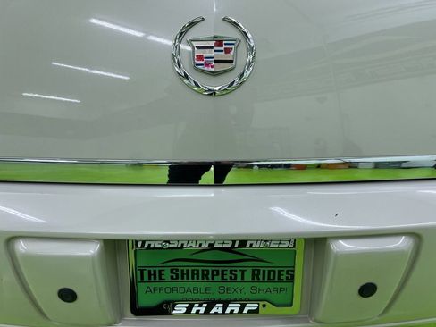 Used 2010 Cadillac DTS FWD image 13