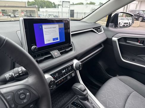 Used 2024 Toyota RAV4 XLE w/ Convenience Package AWD/4WD image 16
