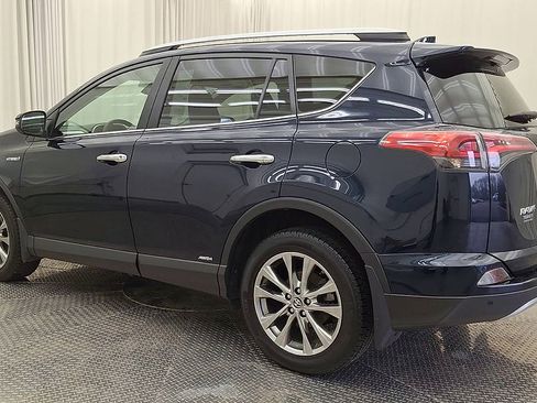 Certified 2018 Toyota RAV4 Limited AWD/4WD image 9
