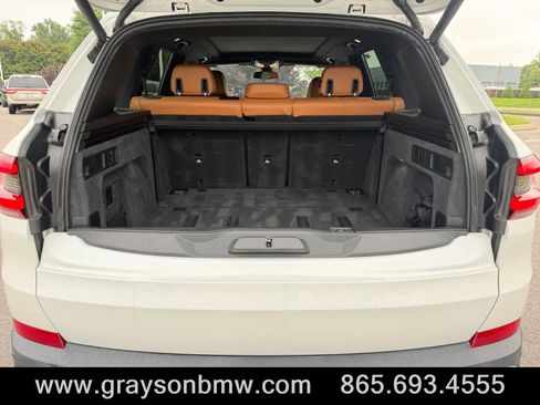 Used 2019 BMW X5 xDrive40i w/ Premium Package 2 AWD/4WD image 16