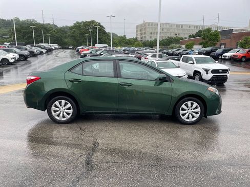 Used 2015 Toyota Corolla LE FWD image 7