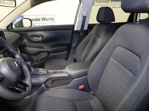 New 2027 Honda HR-V LX image 22