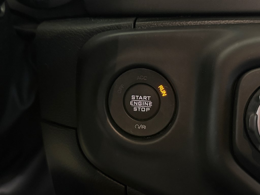 Used 2023 Jeep Wrangler Unlimited w/ Cold Weather Group AWD/4WD image 18