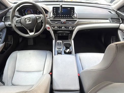 Used 2020 Honda Accord Hybrid image 27