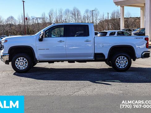 Used 2024 Chevrolet Silverado 2500 LTZ image 9
