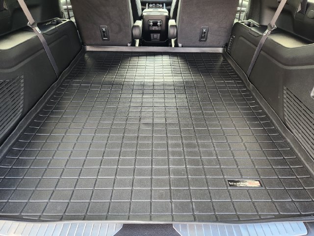 Used 2023 GMC Yukon XL Denali AWD/4WD image 34