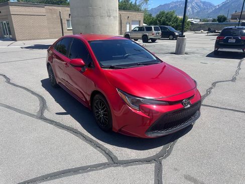 Used 2021 Toyota Corolla LE FWD image 10