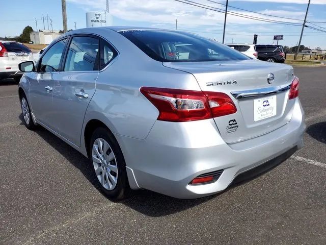 Used 2017 Nissan Sentra S FWD image 5