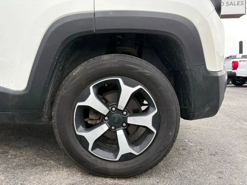 Used 2020 Jeep Renegade Trailhawk w/ Cold Weather Group AWD/4WD image 25