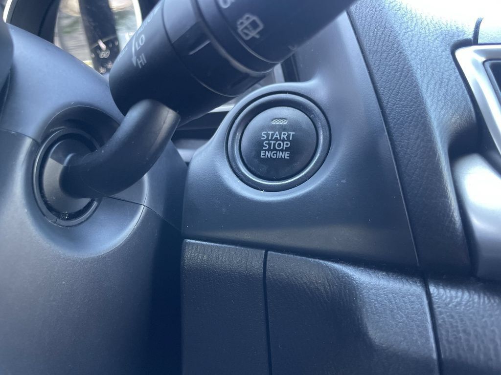 Used 2018 MAZDA MAZDA3 Touring FWD image 25