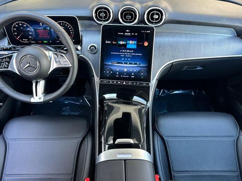 Used 2026 Mercedes-Benz GLC 350e 4MATIC image 15