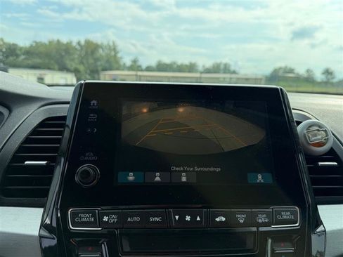 Used 2018 Honda Odyssey EX-L image 15