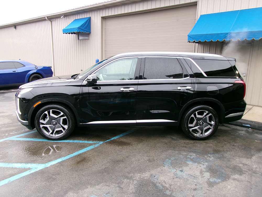 Used 2024 Hyundai Palisade Limited AWD/4WD image 26