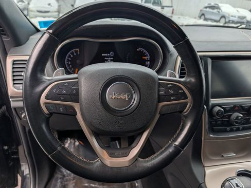 Used 2015 Jeep Grand Cherokee Overland AWD/4WD image 11