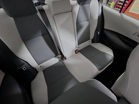 Used 2025 Toyota Corolla LE FWD image 33