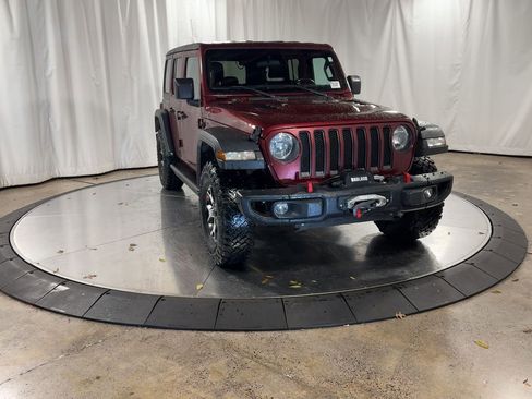 Used 2021 Jeep Wrangler Unlimited Rubicon w/ Cold Weather Group image 4