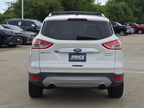 Used 2014 Ford Escape Titanium w/ Equipment Group 401A FWD image 6