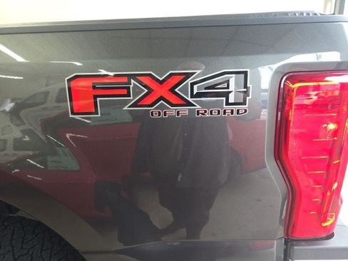 Used 2019 Ford F250 Lariat w/ Chrome Package AWD/4WD image 24