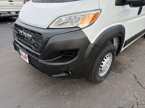 Used 2024 RAM ProMaster 2500 image 11