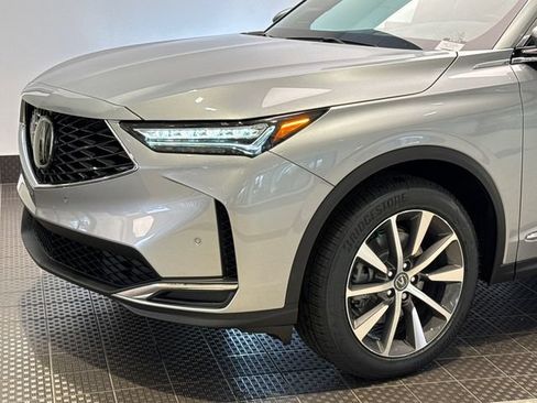 Used 2026 Acura MDX SH-AWD w/ Technology Package image 8