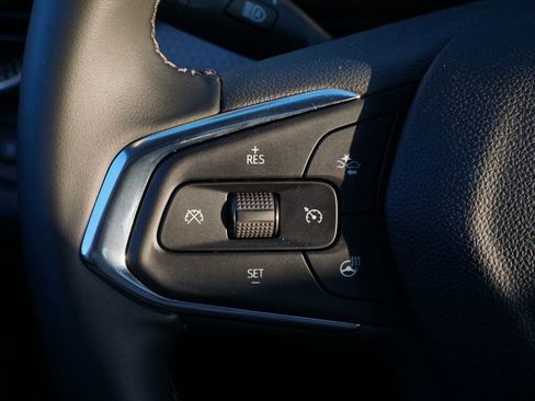 Used 2026 Chevrolet Trax ACTIV w/ Sunroof Package FWD image 19