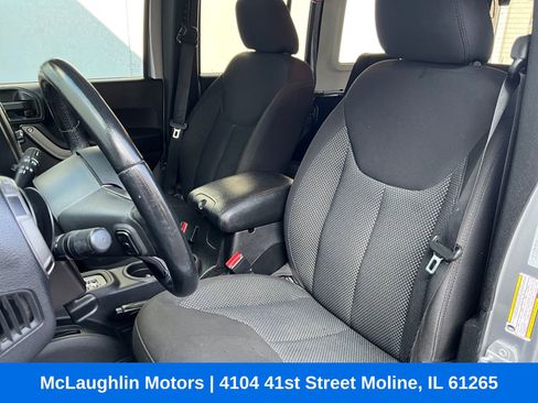 Used 2016 Jeep Wrangler Unlimited Sport image 6