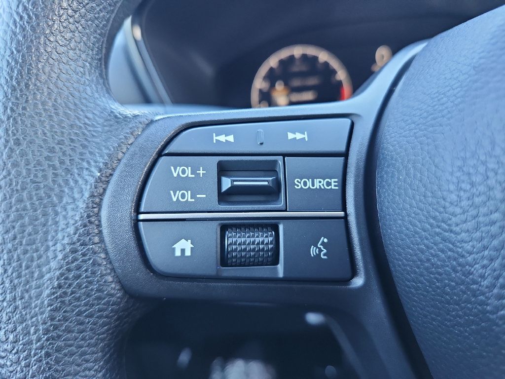 Used 2025 Honda CR-V EX image 30