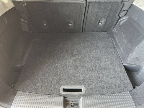 Used 2025 Nissan Rogue SV FWD image 31