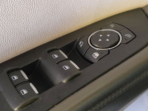 Used 2018 Lincoln MKX Reserve w/ Luxury Package FWD image 27