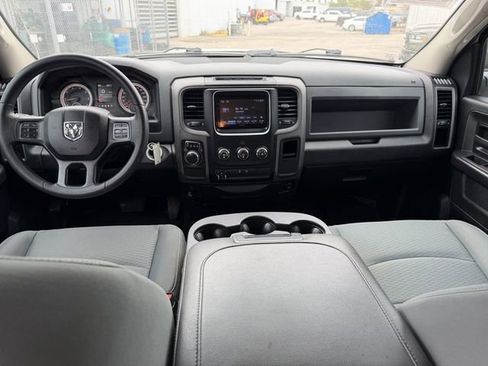 Used 2017 RAM 1500 Express image 16