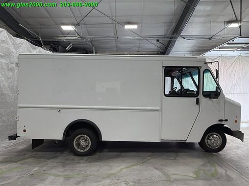 Used 2014 Ford E-350 and Econoline 350 Super Duty w/ A/C Prep Package RWD image 14