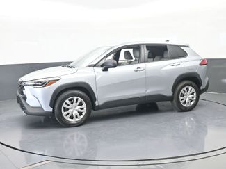 Used 2025 Toyota Corolla Cross L FWD video 2