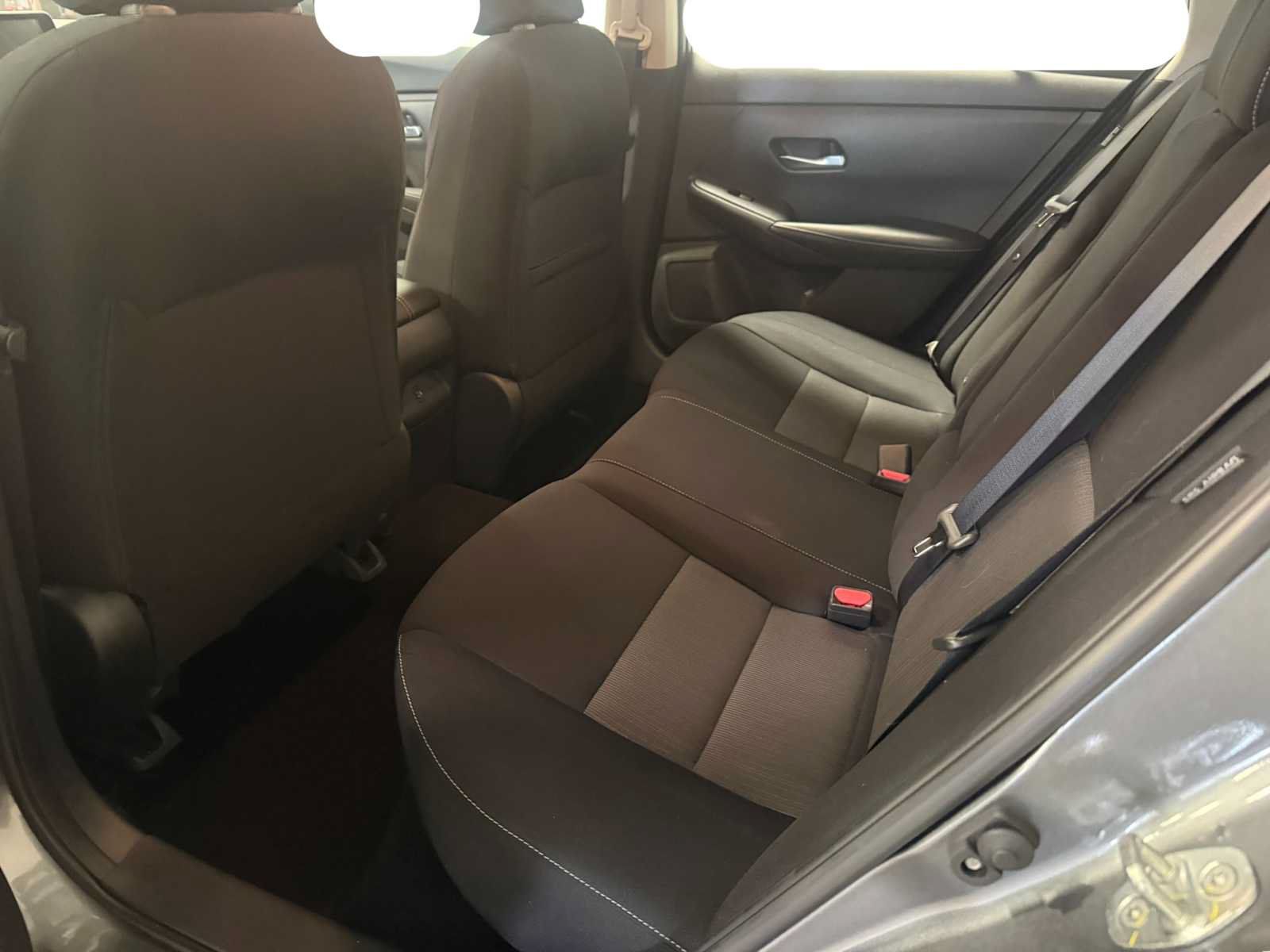 Used 2022 Nissan Sentra SV FWD image 22