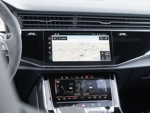 New 2026 Audi RS Q8 performance image 16