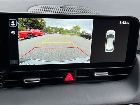 New 2025 Hyundai Ioniq 5 SEL image 18