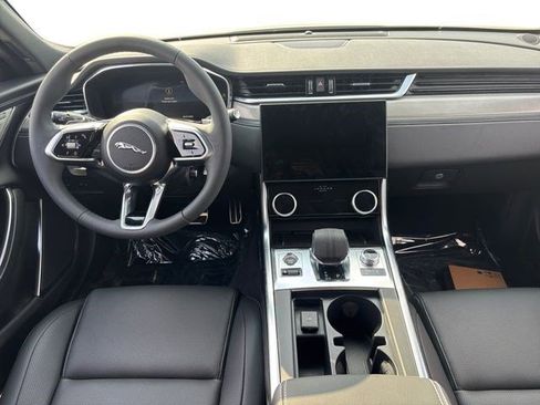 New 2024 Jaguar XF R-Dynamic SE image 13