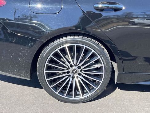 Used 2024 Mercedes-Benz C 300 Sedan image 9