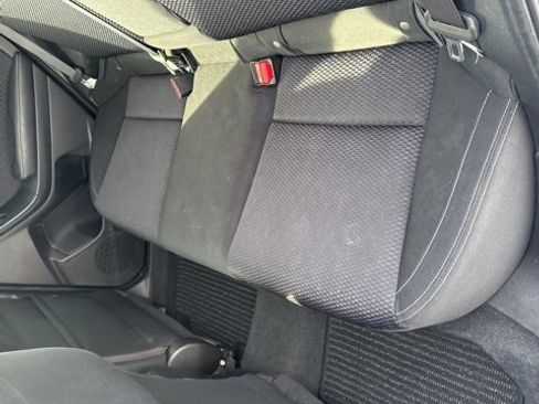 Used 2018 Subaru Forester 2.5i Premium w/ All-Weather Package image 12