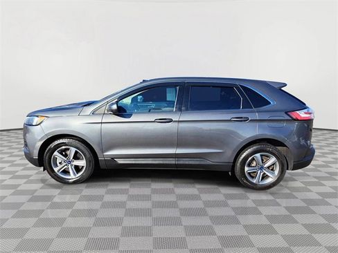 Certified 2022 Ford Edge SEL w/ Convenience Package image 2