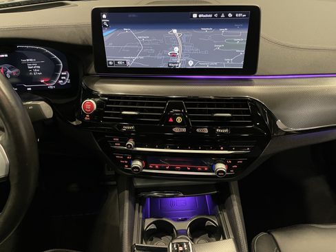 Used 2022 BMW M5 AWD/4WD image 17
