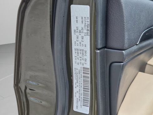 Used 2017 Jeep Grand Cherokee Laredo 75th Anniversary RWD image 23