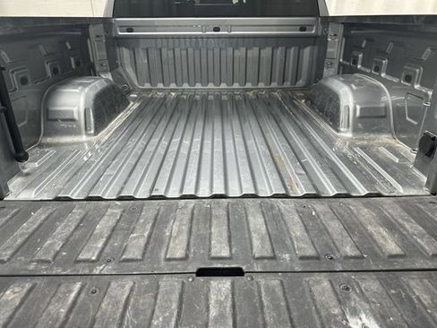 Used 2023 Chevrolet Silverado 1500 RST w/ Convenience Package II AWD/4WD image 16