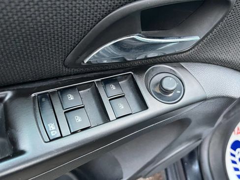Used 2015 Chevrolet Cruze LT image 25