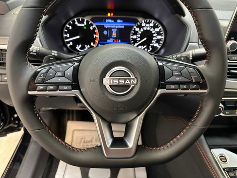 New 2025 Nissan Altima 2.5 SR image 12
