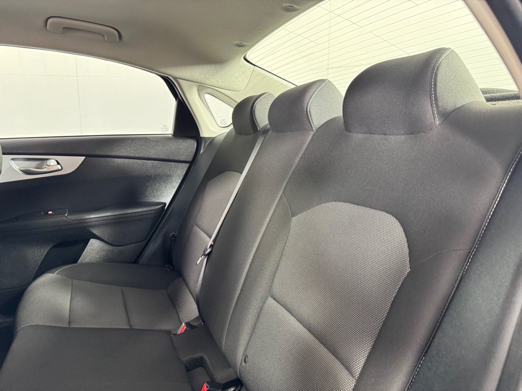 Used 2023 Kia Forte LXS w/ LXS Technology Package FWD image 19
