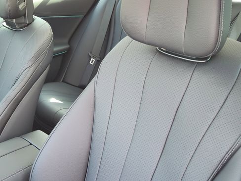 New 2025 Mercedes-Benz E 350 Sedan image 15