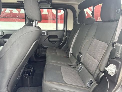 Used 2022 Jeep Gladiator Mojave w/ Trailer Tow Package AWD/4WD image 22