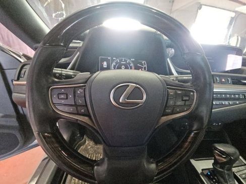 Used 2021 Lexus ES 250 w/ Premium Package image 3